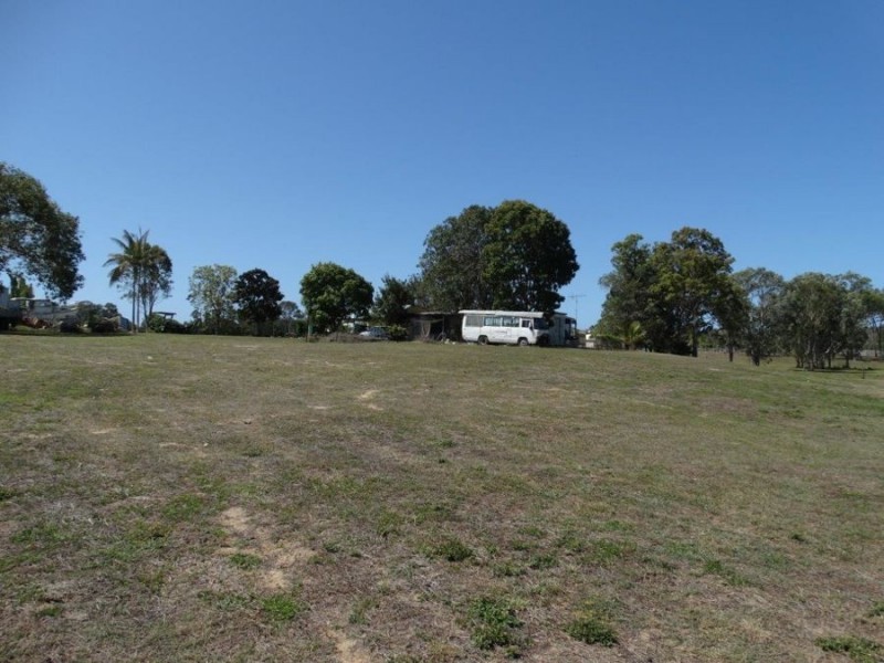 1392 Coast Road, Baffle Creek QLD 4674