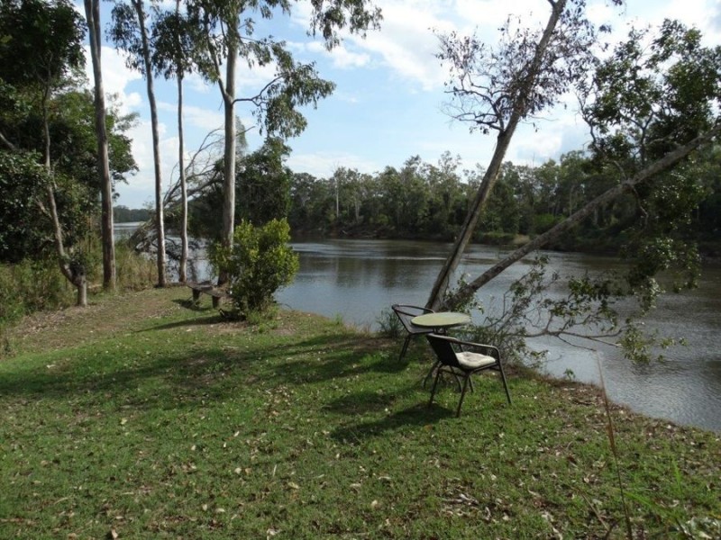 859 Ferry Road, Rosedale QLD 4674
