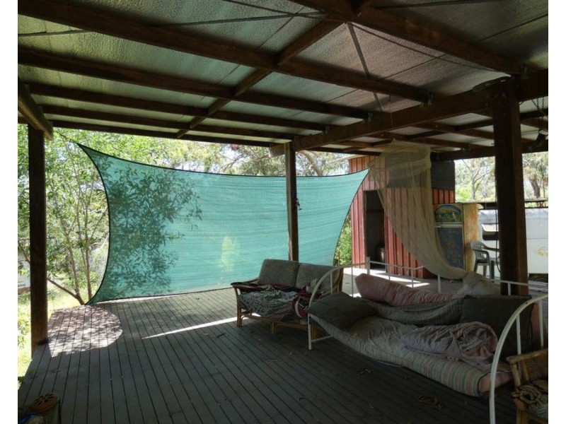 463 Matchbox Road, Deepwater QLD 4674