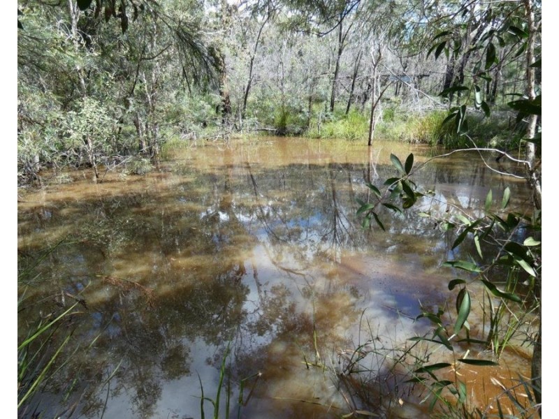 463 Matchbox Road, Deepwater QLD 4674