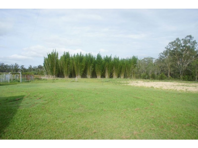 3727 Lowmead Road, Lowmead QLD 4676