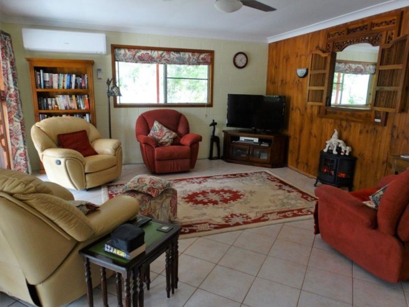 5 Petersens Road, Yandaran QLD 4673
