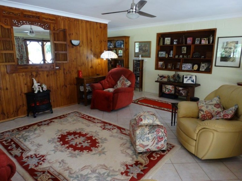 5 Petersens Road, Yandaran QLD 4673