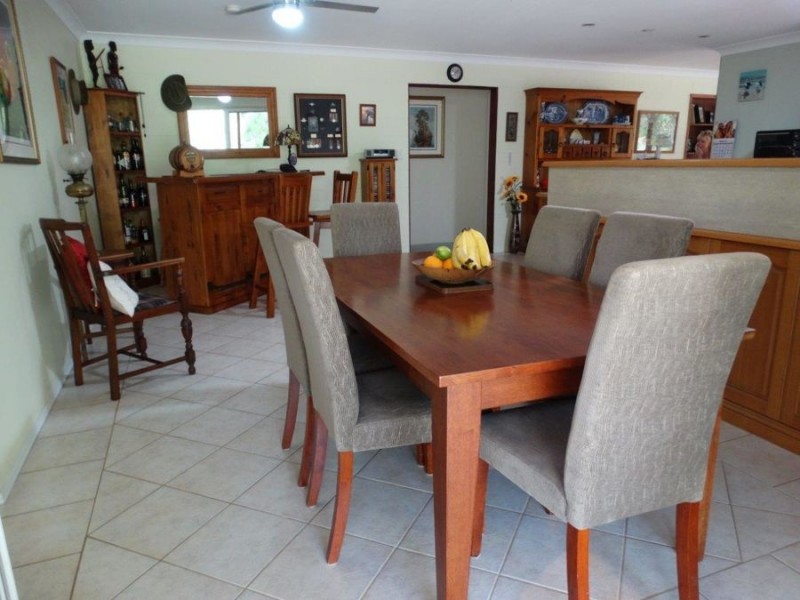 5 Petersens Road, Yandaran QLD 4673
