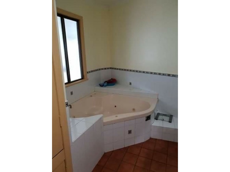 81 Hunts Crossing Road, Moorland QLD 4670