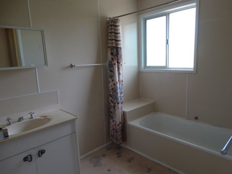 7 Park Street, Rosedale QLD 4674