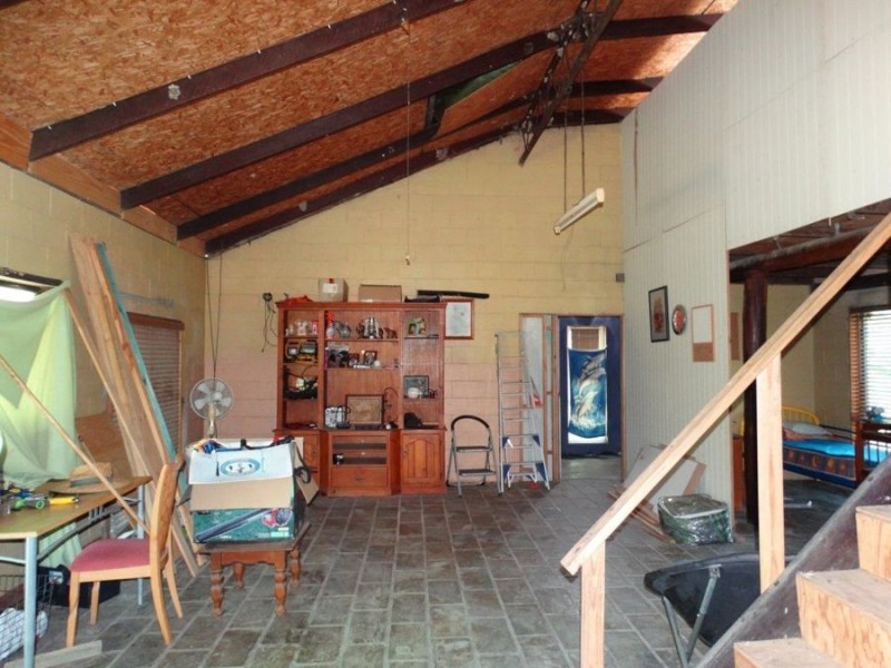 434 Cross Road, Euleilah QLD 4674