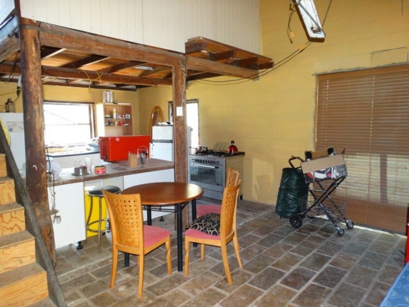 434 Cross Road, Euleilah QLD 4674