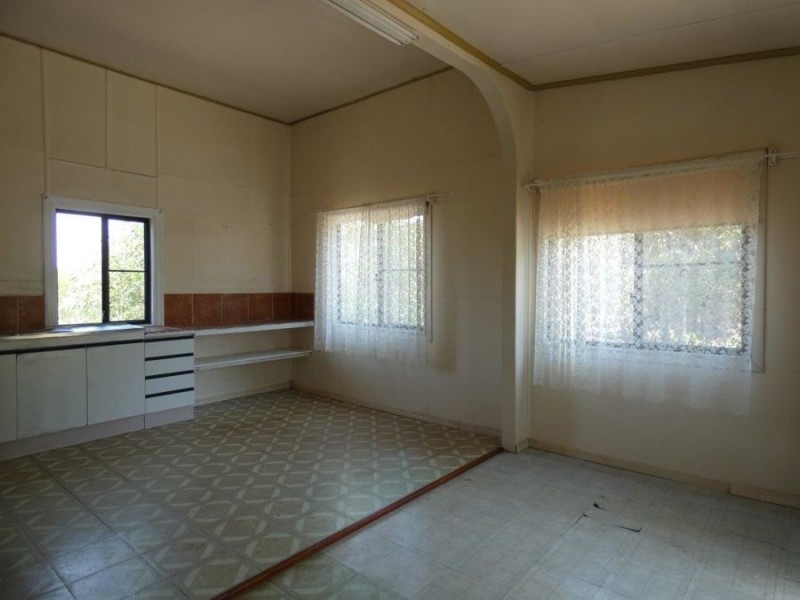 340 Matchbox Road, Deepwater QLD 4674