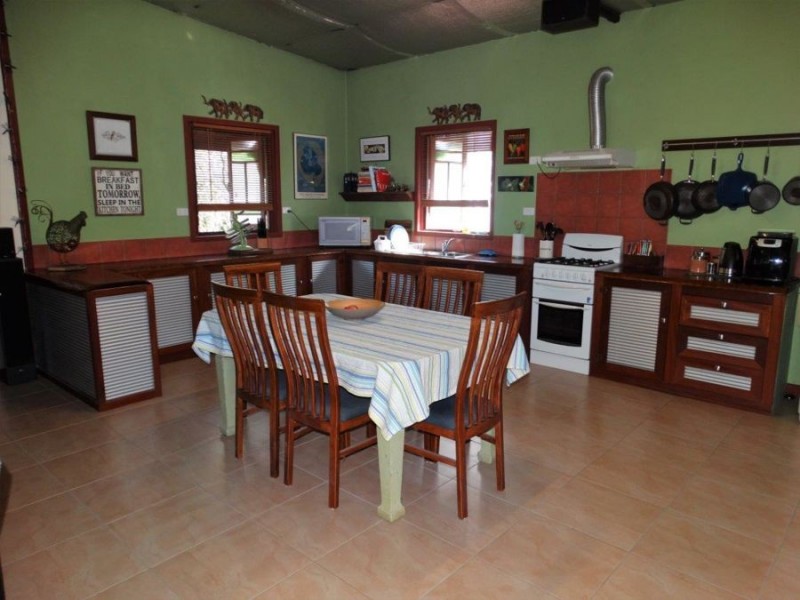 334 Pacific Drive, Deepwater QLD 4674