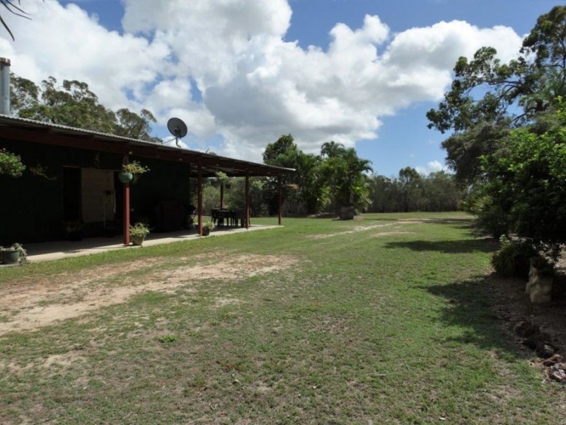 334 Pacific Drive, Deepwater QLD 4674