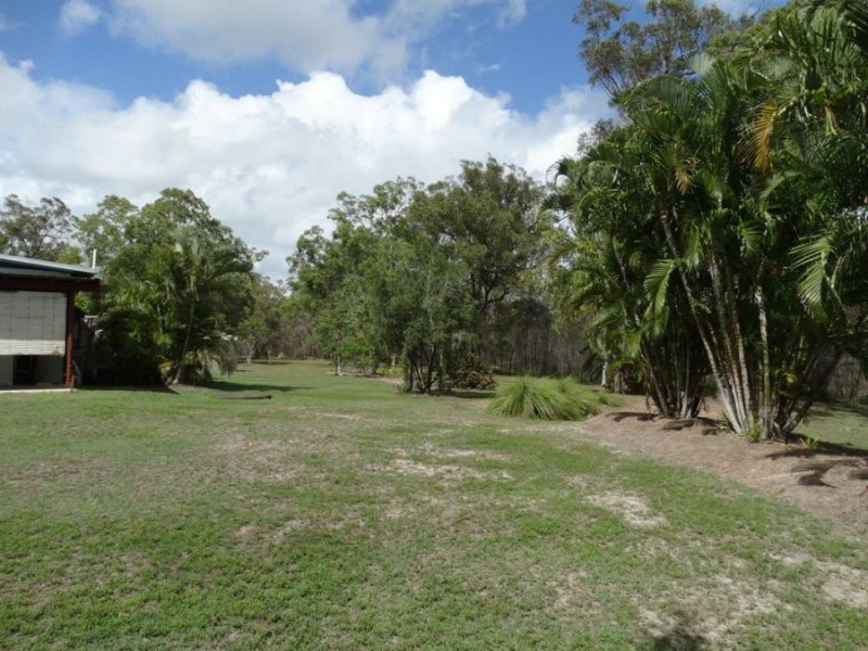 334 Pacific Drive, Deepwater QLD 4674
