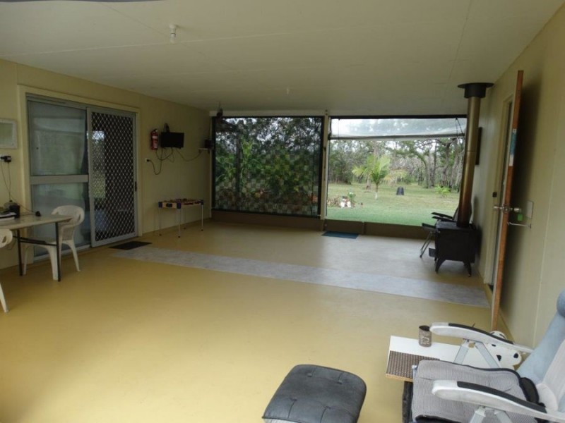 68 Oceania Court, Deepwater QLD 4674