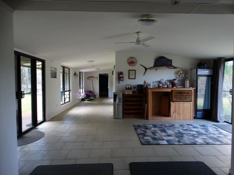 286 Matchbox Road, Deepwater QLD 4674