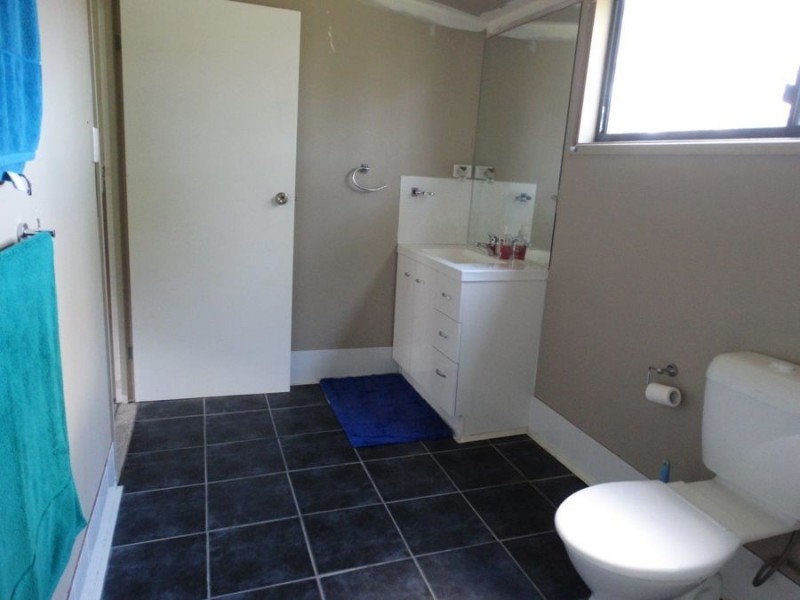 286 Matchbox Road, Deepwater QLD 4674
