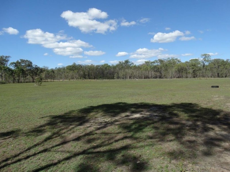 286 Matchbox Road, Deepwater QLD 4674