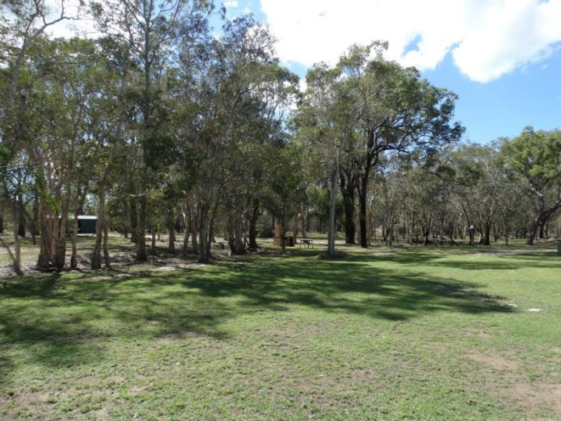 286 Matchbox Road, Deepwater QLD 4674