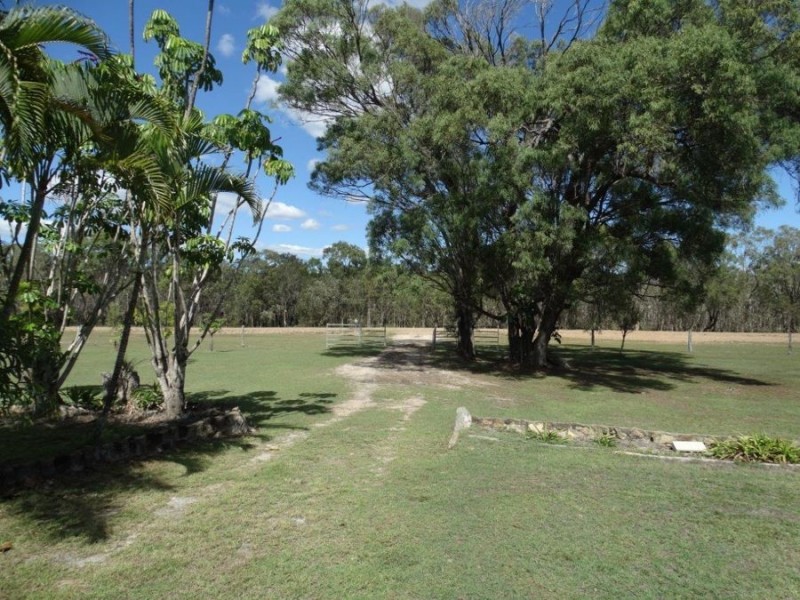 286 Matchbox Road, Deepwater QLD 4674
