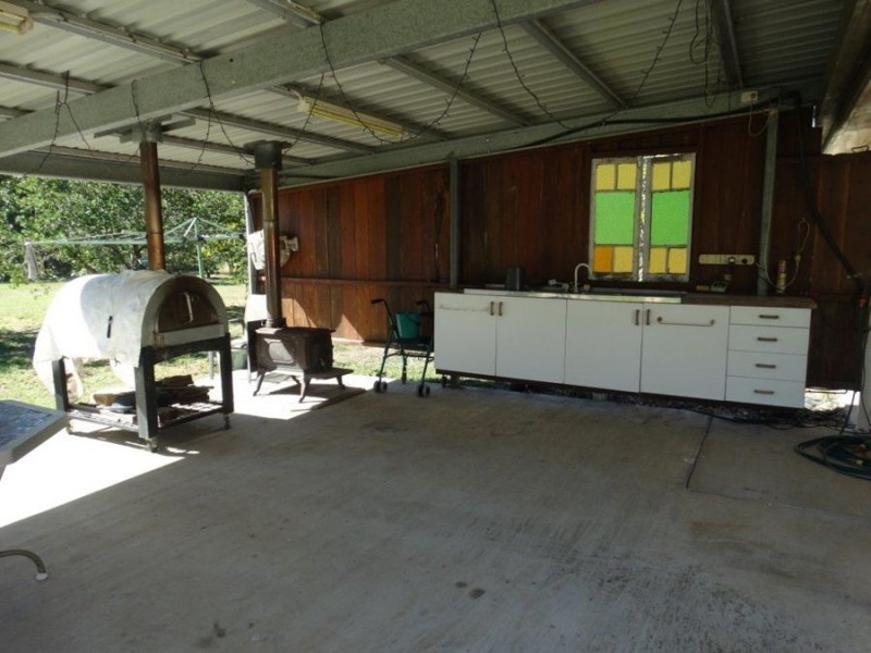 2 Stegemans Road, Rosedale QLD 4674