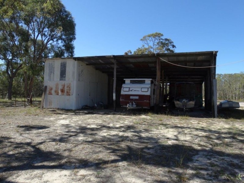 205 Lindy Drive, Rules Beach QLD 4674