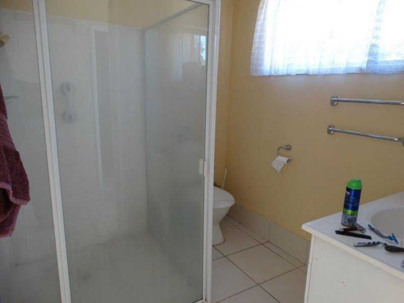 205 Lindy Drive, Rules Beach QLD 4674