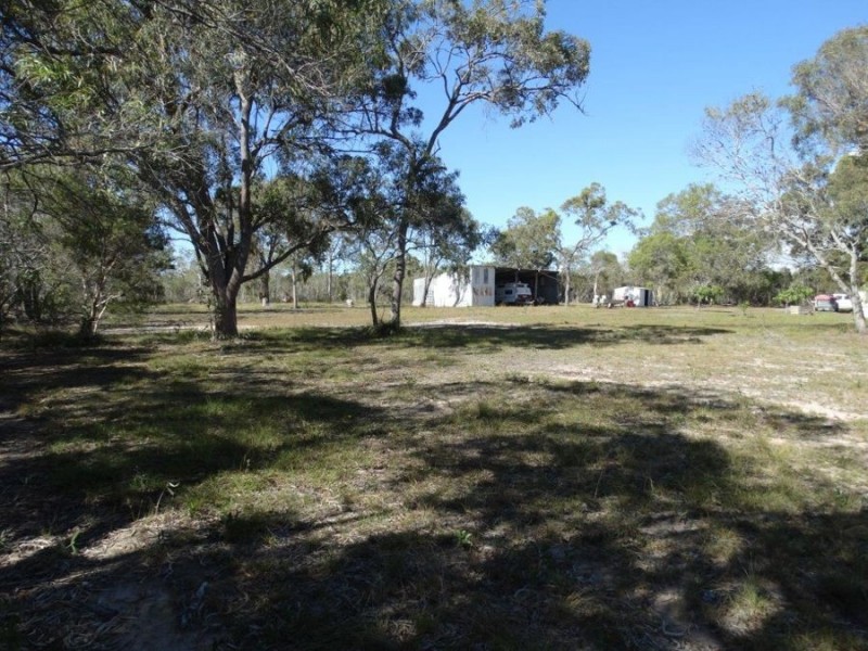 205 Lindy Drive, Rules Beach QLD 4674