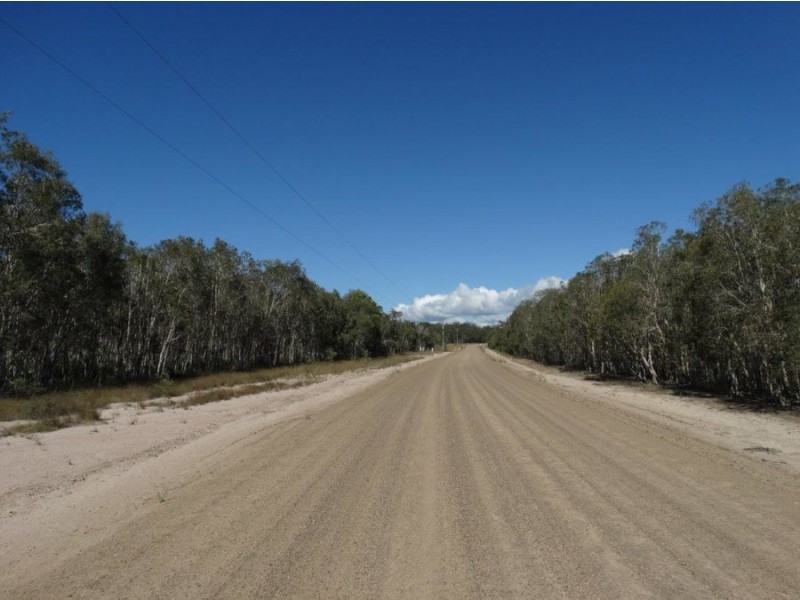 205 Lindy Drive, Rules Beach QLD 4674