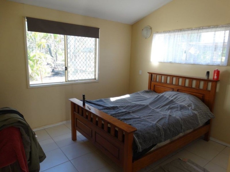 205 Lindy Drive, Rules Beach QLD 4674