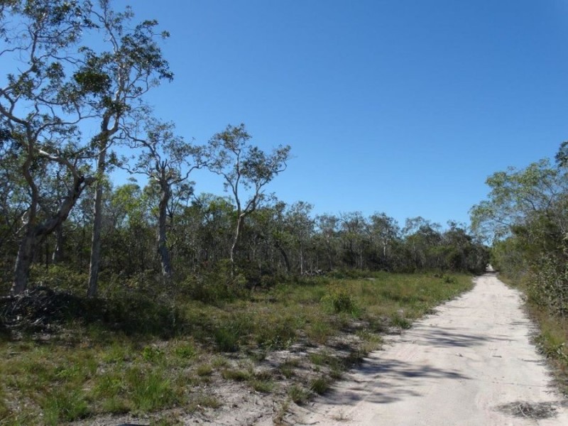 205 Lindy Drive, Rules Beach QLD 4674