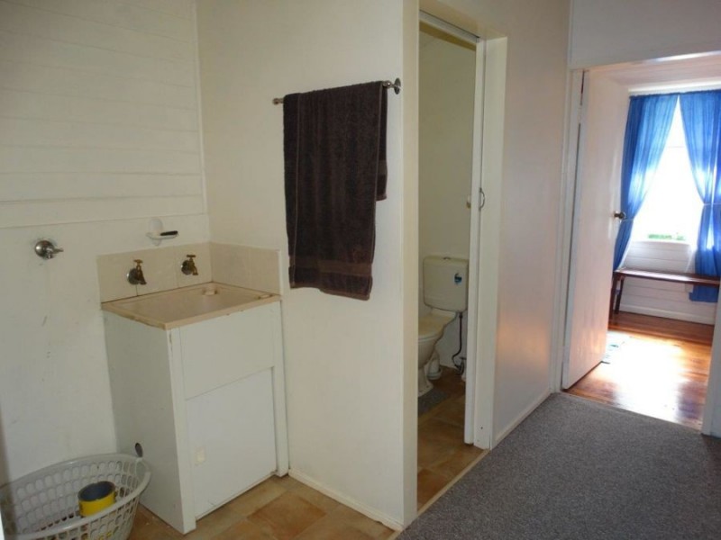 1059 Hills Road, Mount Maria QLD 4674