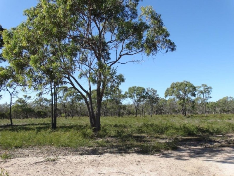 153 Matchbox Road, Deepwater QLD 4674