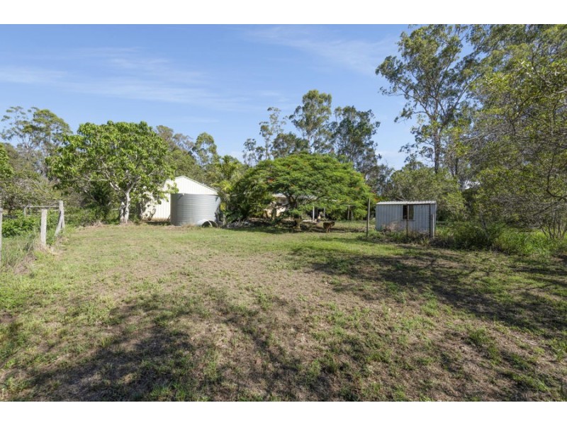 27 Petersens Road, Yandaran QLD 4673