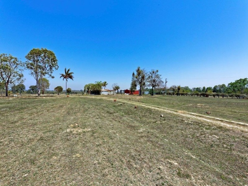 1392 Coast Road, Baffle Creek QLD 4674