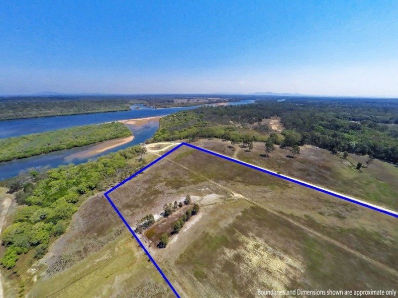 1392 Coast Road, Baffle Creek QLD 4674