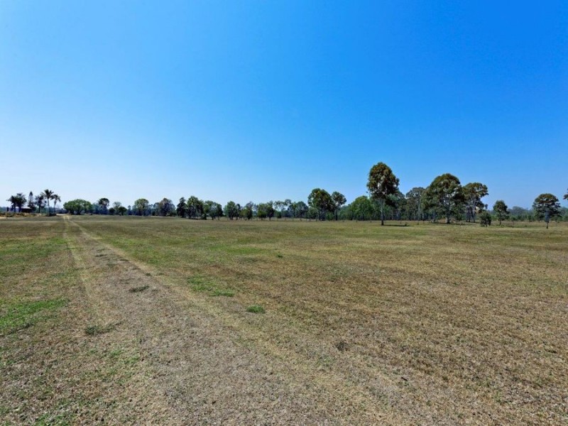 1392 Coast Road, Baffle Creek QLD 4674
