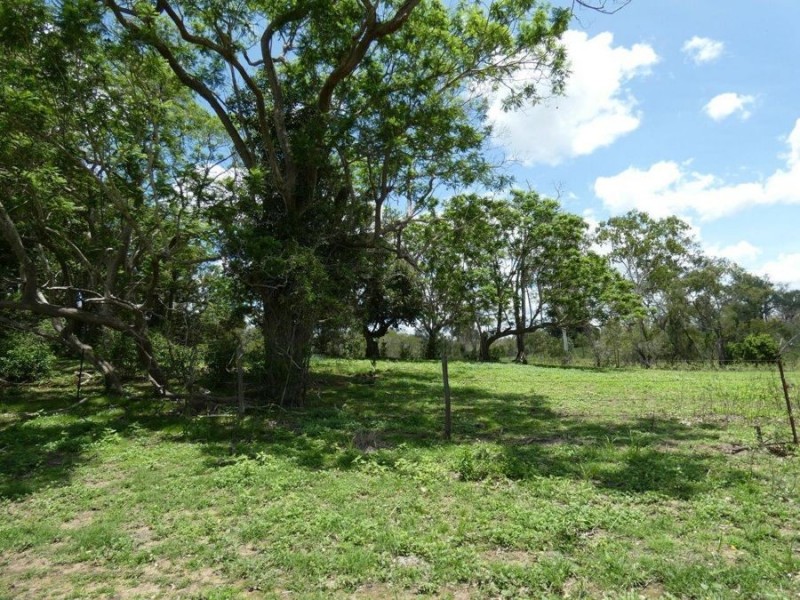 404 Mount Bucca Road, Abbotsford QLD 4670