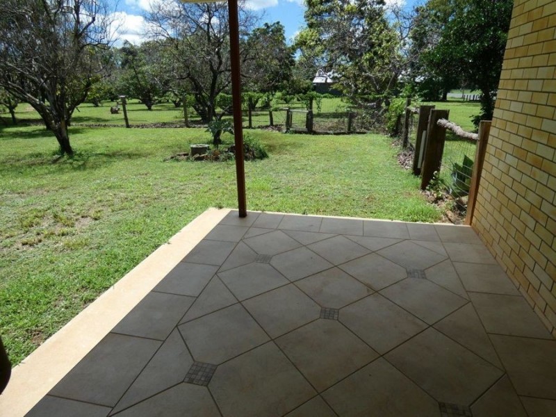 17 Main Street, Yandaran QLD 4673