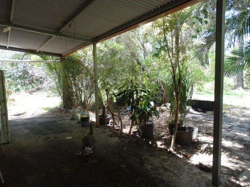 650 Fernfield Road, Deepwater QLD 4674