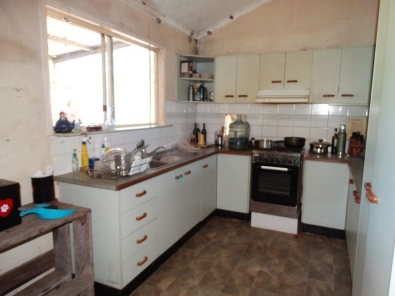 650 Fernfield Road, Deepwater QLD 4674