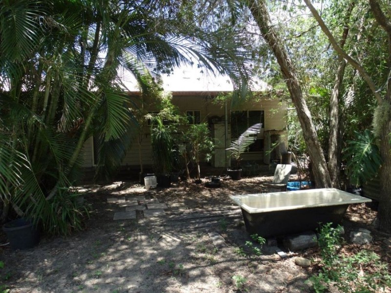 650 Fernfield Road, Deepwater QLD 4674