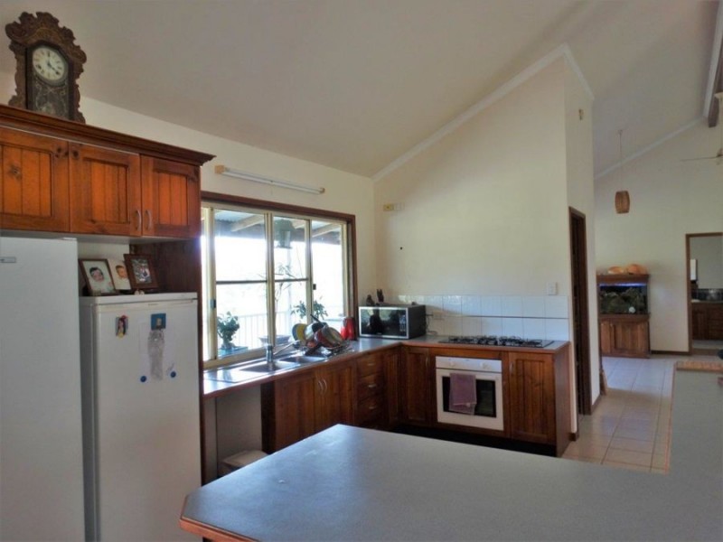 1341 Tableland Road, Mount Maria QLD 4674