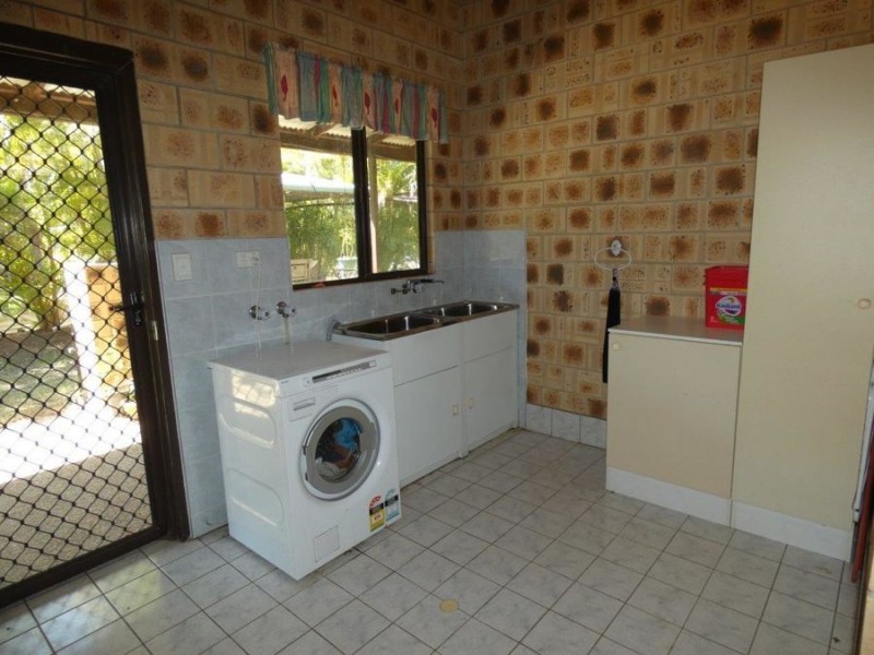 472 Matchbox Road, Deepwater QLD 4674