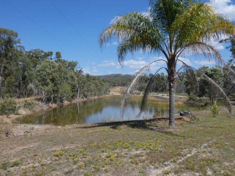 472 Matchbox Road, Deepwater QLD 4674