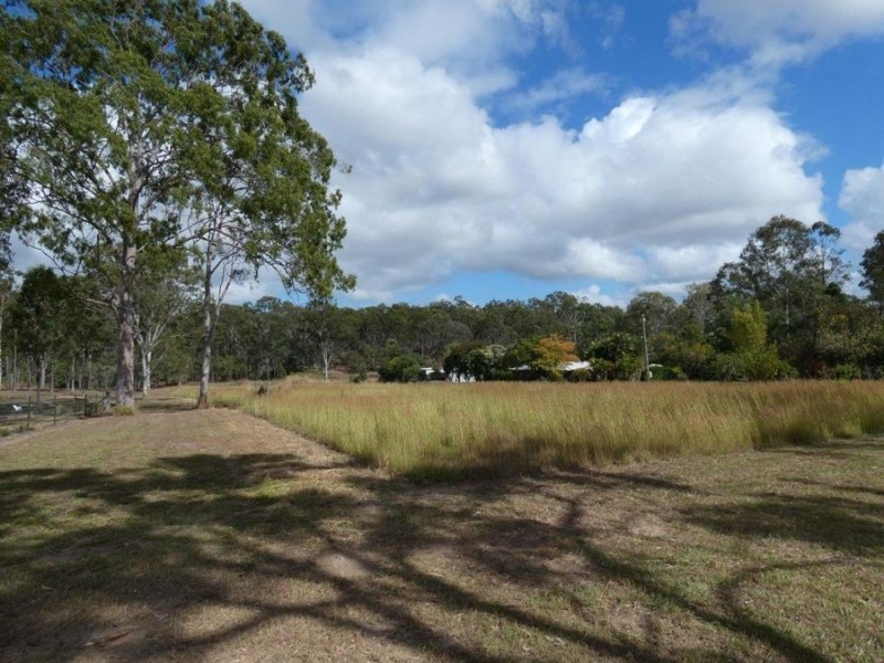 24 James Street, Rosedale QLD 4674