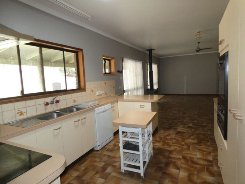 173 Coast Road, Baffle Creek QLD 4674