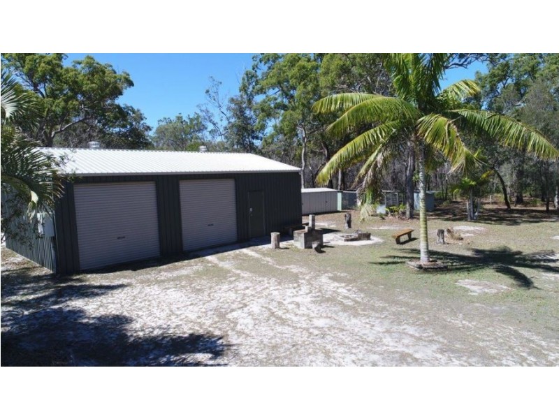 654 Pacific Dve, Deepwater QLD 4674