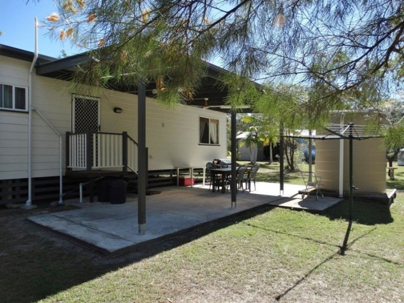 654 Pacific Dve, Deepwater QLD 4674