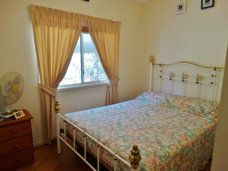 654 Pacific Dve, Deepwater QLD 4674