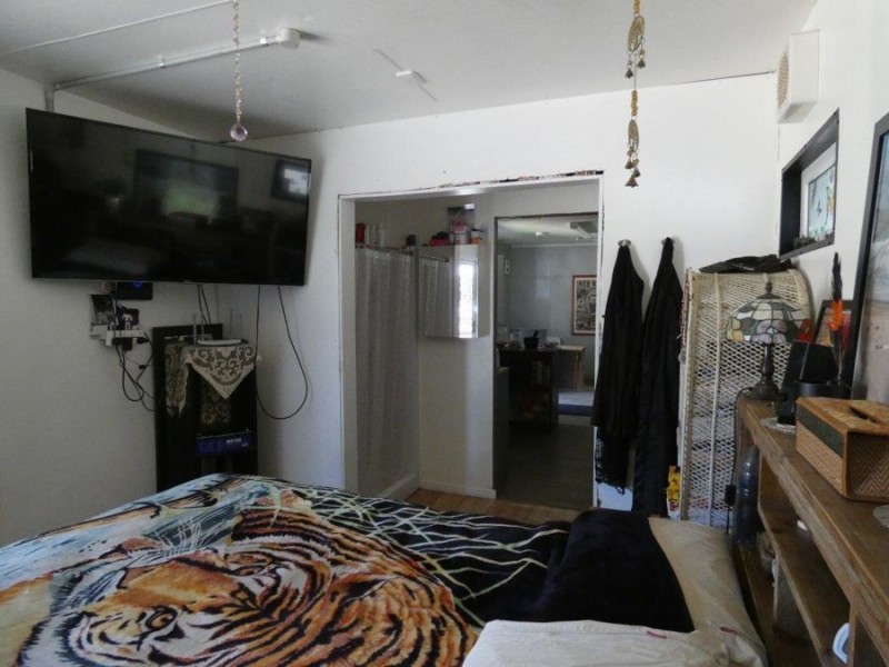 663 Matchbox Road, Deepwater QLD 4674