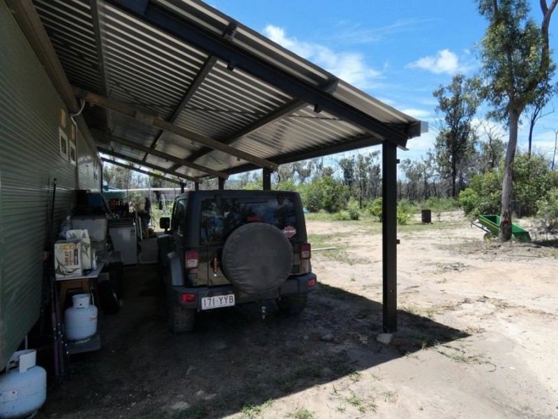 663 Matchbox Road, Deepwater QLD 4674